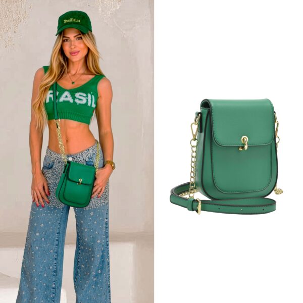 Bolsa Transversal Compacta com Corrente Dourada